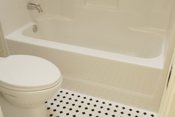 Fiberglass Tub Replacement in Woodland Park
